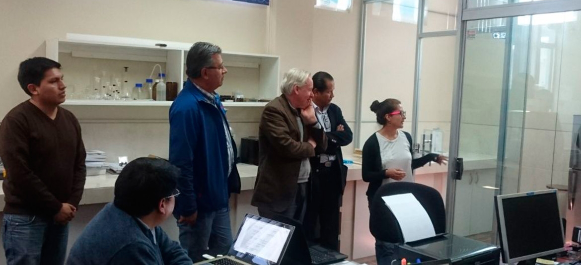 Experto holandés contactado por la CADINPAZ se reunió con la UMSA Experto holandés contactado por la CADINPAZ se reunió con la UMSA